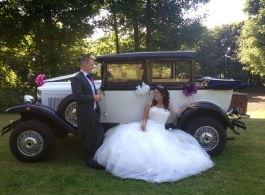 Vintage style wedding car in Sutton in Ashfield